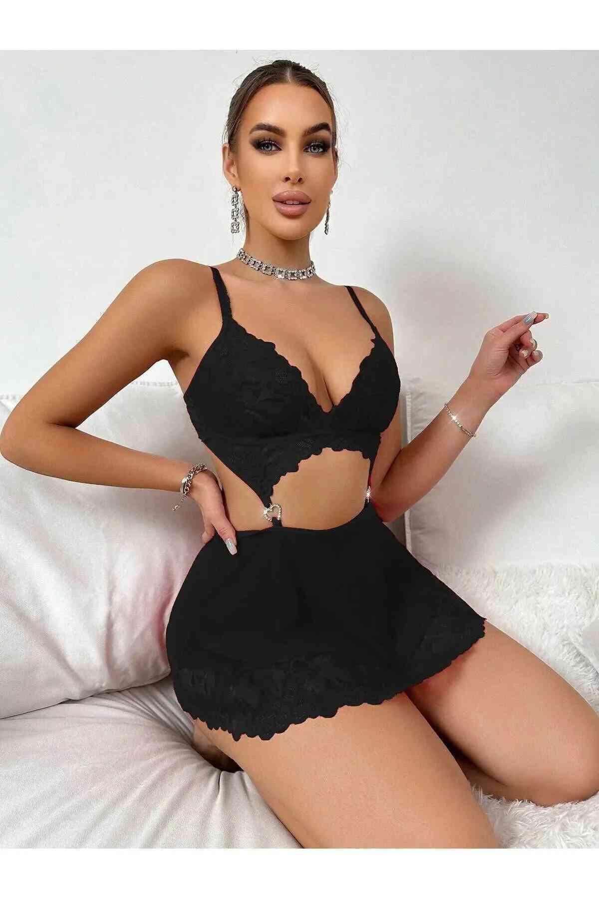 siyah dantel fantazi gecelik – taşlı kalp aksesuarlı seksi İç giyim, büyük beden seçenekli siyah dantel fantazi gecelik – taşlı kalp aksesuarlı seksi İç giyim, büyük beden seçenekli