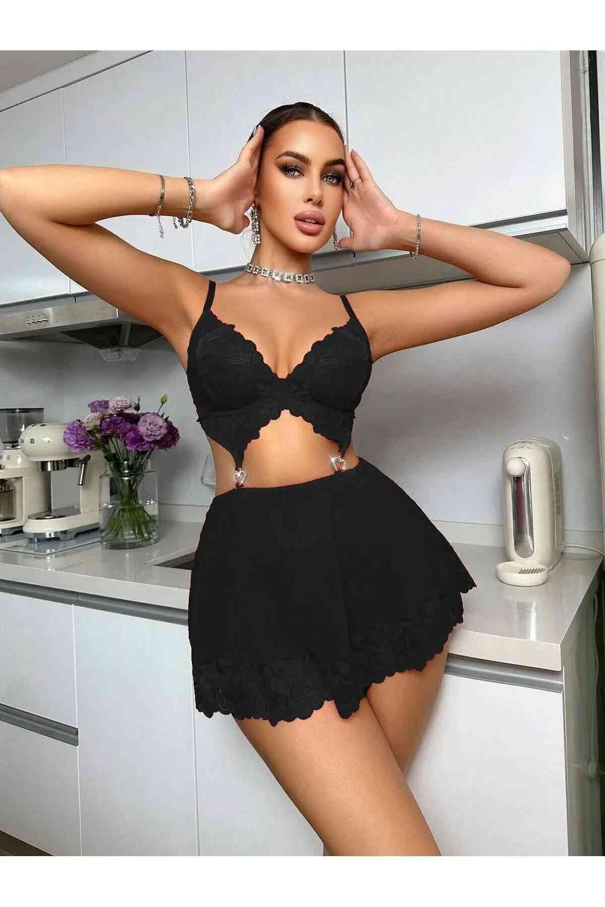 siyah dantel fantazi gecelik – taşlı kalp aksesuarlı seksi İç giyim, büyük beden seçenekli siyah dantel fantazi gecelik – taşlı kalp aksesuarlı seksi İç giyim, büyük beden seçenekli